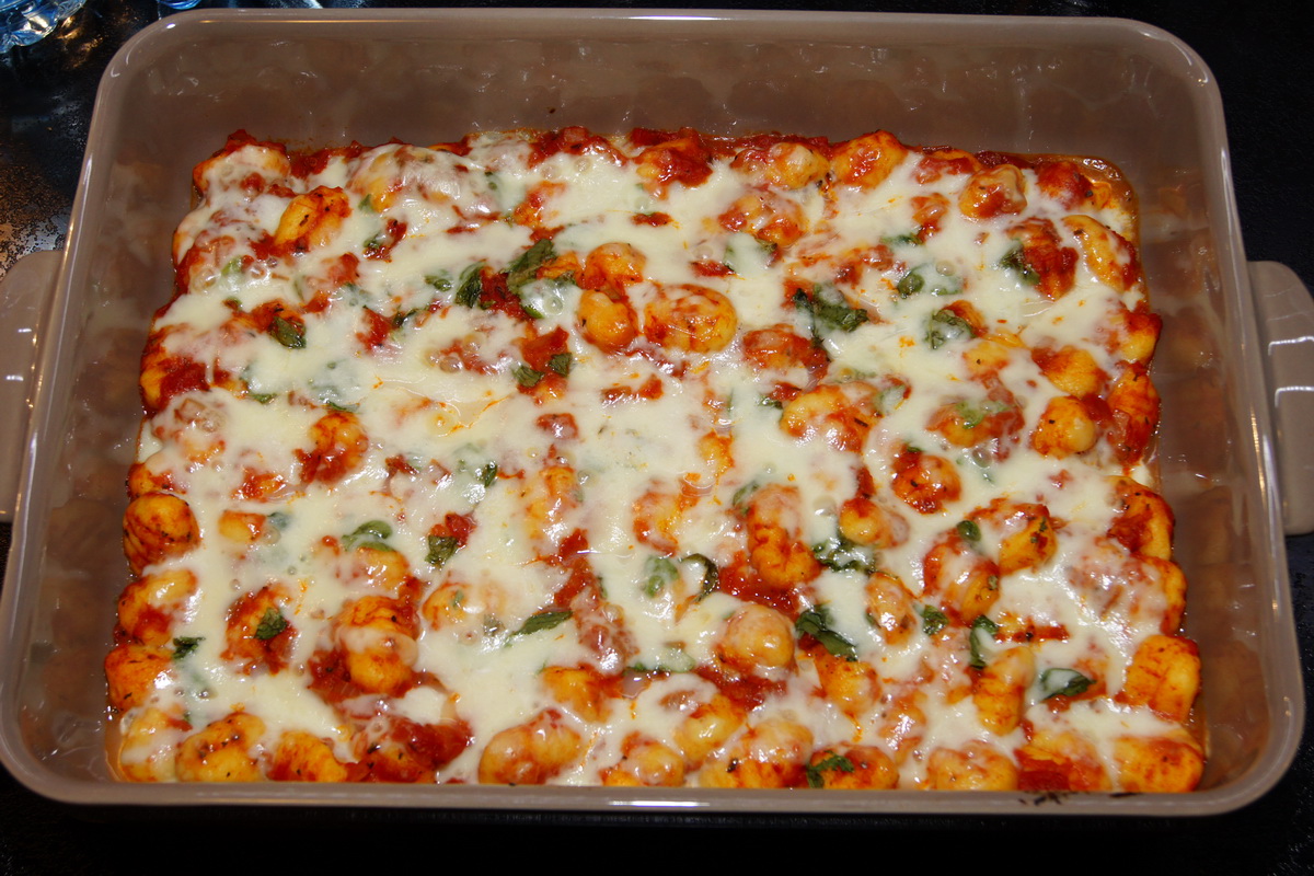 Gnocchi zapiekane w sosie pomidorowym
